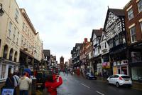 184 Chester, Bridge Street mit den Chester Rows und St Peter's Kirche