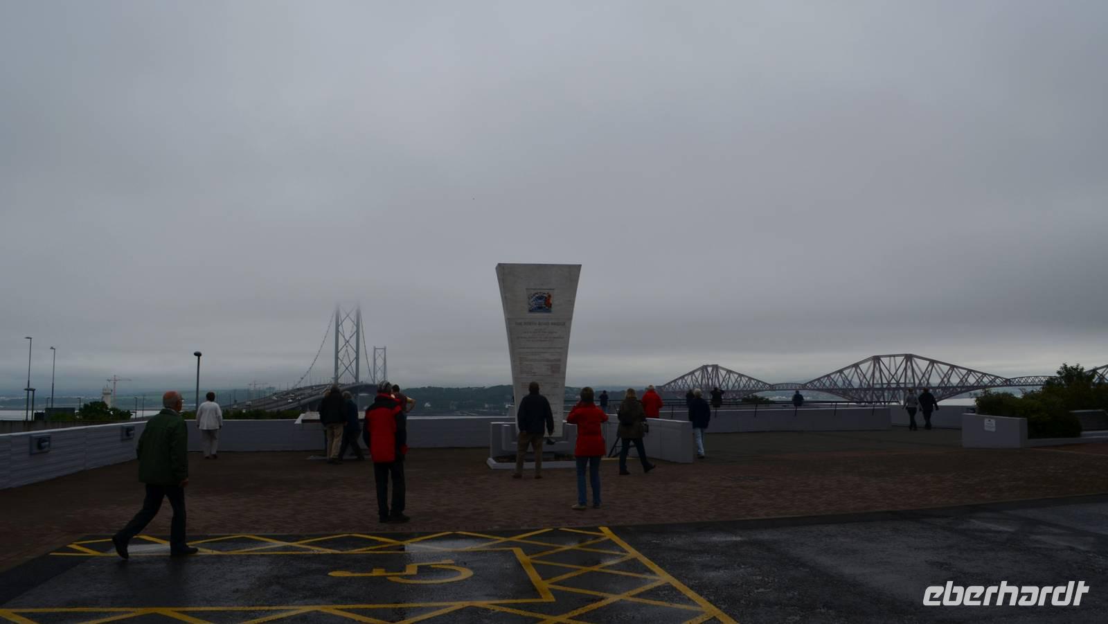 305 Three Bridges am Firth of Forth