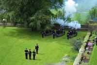 335 Stirling Castle, 21 x Salut für die Queen