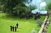 337 Stirling Castle, 21 x Salut für die Queen