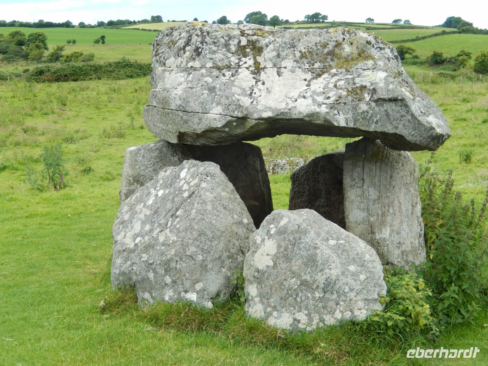 Und wer liegt hier in Carrowmore?