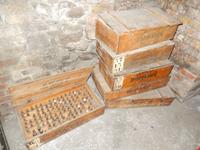 Transportkisten des edlen Destillats