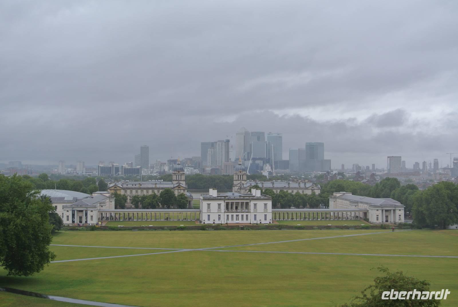 Blick auf London bei Regen 