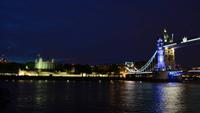 060 London, Themseufer mit Tower und Tower Bridge