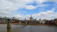 109 London, Miilleniumbridge und St. Pauls Cathedral