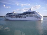 Kreuzfahrtschiff auf dem Solent