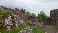 Alte Mauern am Loch Ness