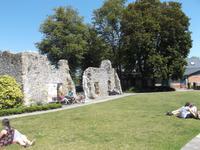 Arundel, Kirchenruine