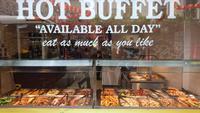 Buffets laden ein in China Town