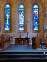 Buntglasfenster in der Kathedrale von Dornoch