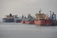 Containerschiffen