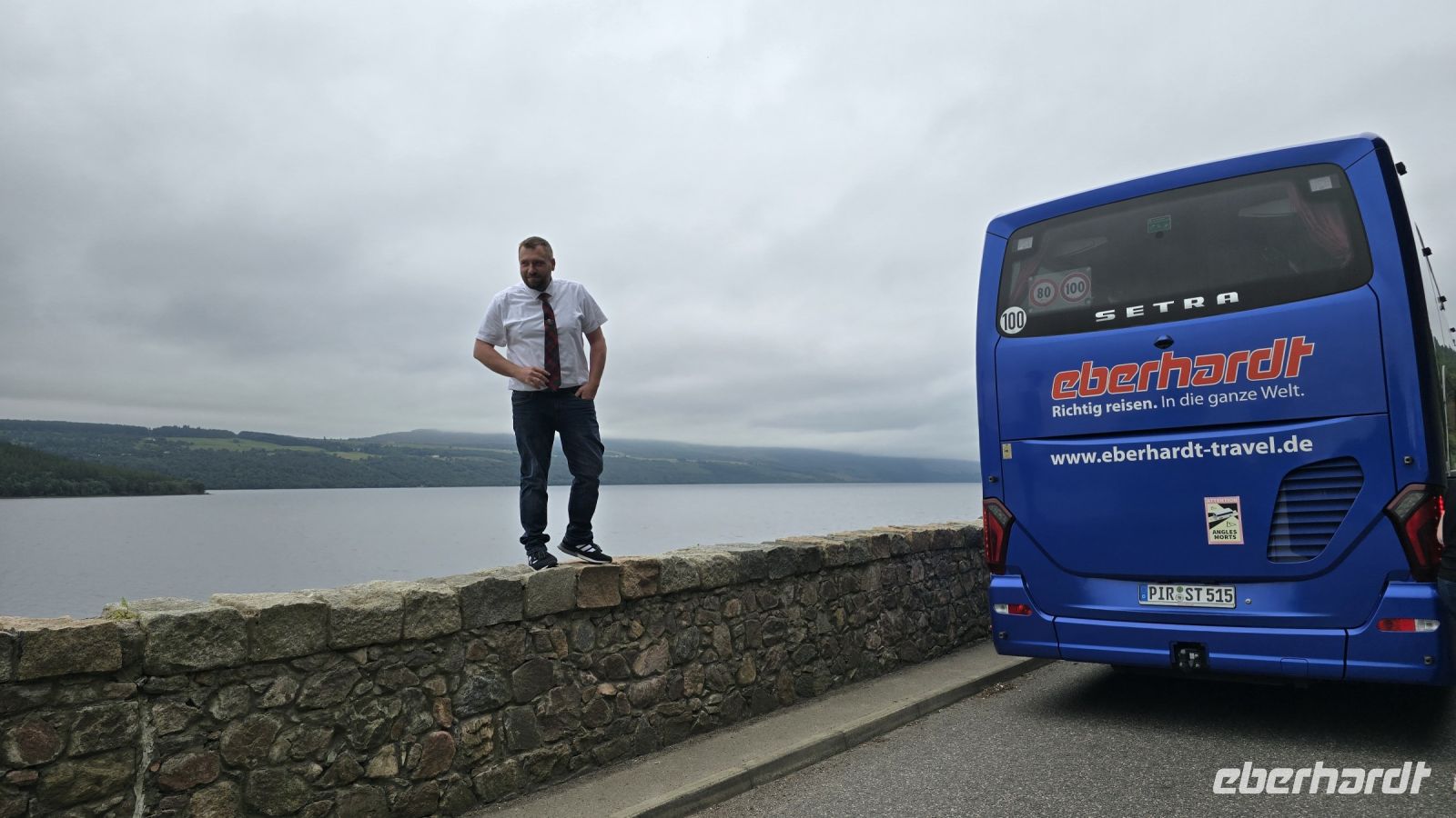 Fahrt am Loch Ness 