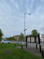 Grant Arms Hotel, links vom Uhrturm