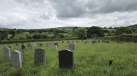 Hinter der Kirche in Mortonhampstead 