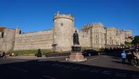 Königin Victoria vor Windsor Castle