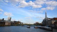 London, Blick von der Millenium Bridge themseabwärts