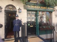 London. Bei Sherlock Holmes