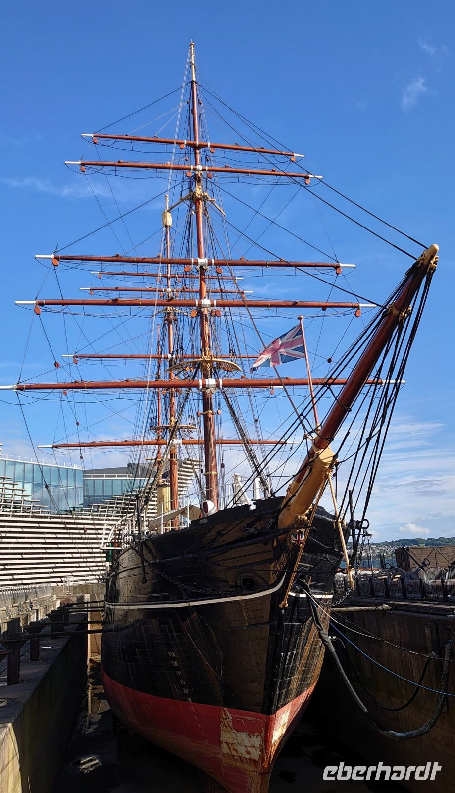 RRS Discovery.JPG