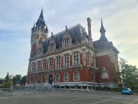 Tag 2 - Rathaus von Calais.jpg