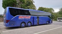 Unser Bus beim Nessi Center.JPG