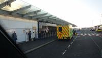 Zurück am Terminal in London Heathrow