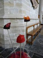 Hüte in Kirche in Brielle