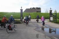 Weiterfahrt der Eberhardt-Radreisegruppe nach Marken