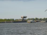 Fertigmachen zur Tagestour vor dem Schiff