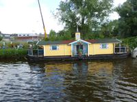 ein Hausboot