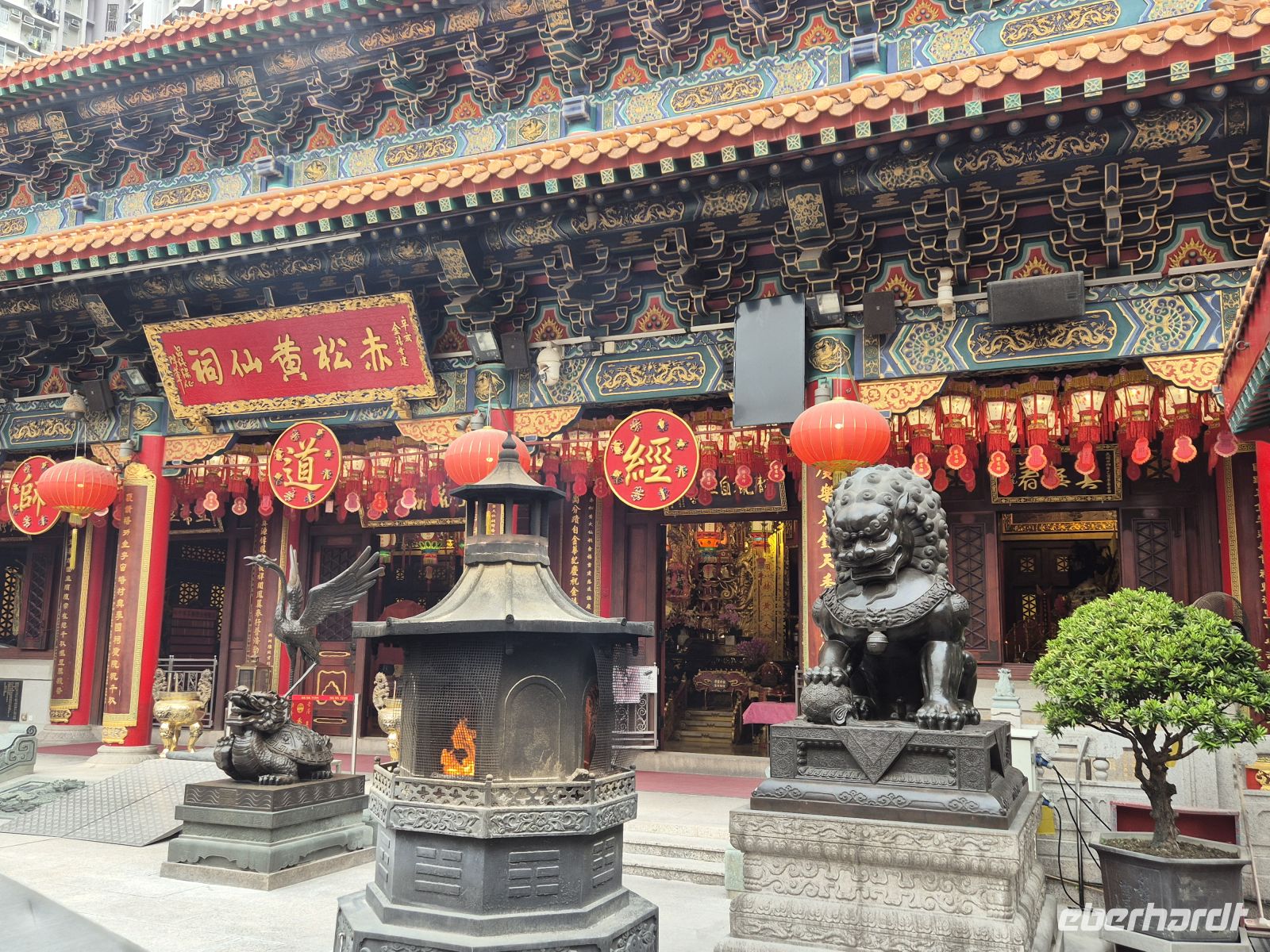 Wong Tai Sin Tempel &ndash; &copy;  (Eberhardt TRAVEL)