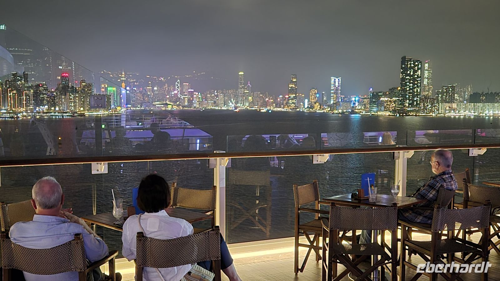 Blick von MS6 auf Hongkong &ndash; &copy;  (Eberhardt TRAVEL)