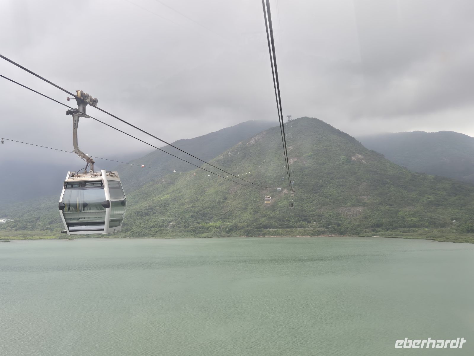 Seilbahnfahrt nach Lantau Island &ndash; &copy;  (Eberhardt TRAVEL)