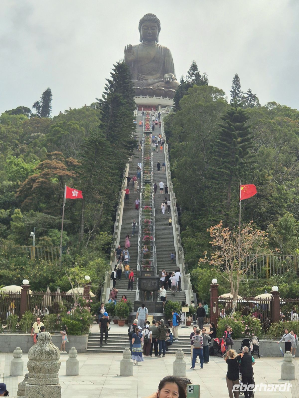 Lantau Island, Tian Tan Buddha &ndash; &copy;  (Eberhardt TRAVEL)