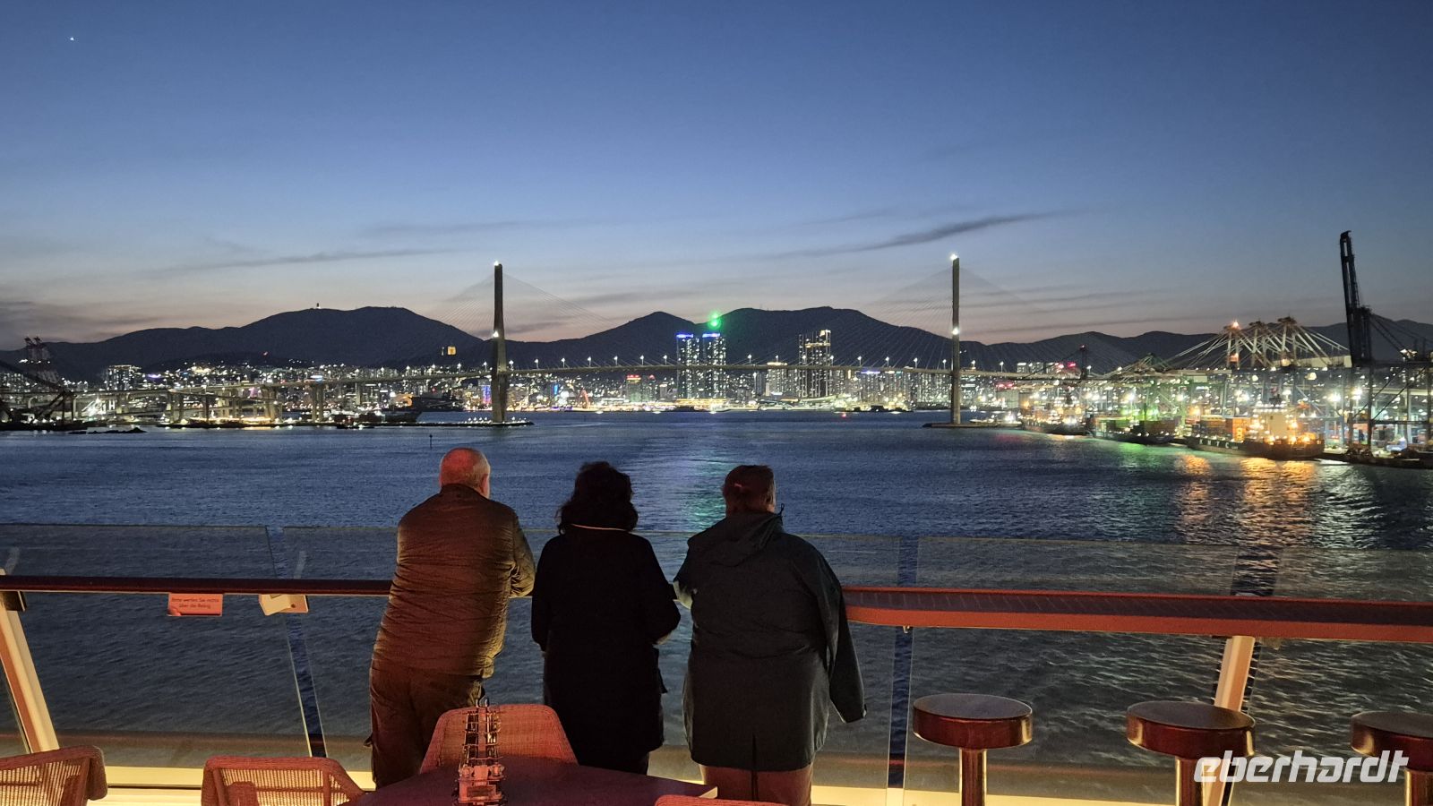 Durchfahrt Busan-Harbor-Bridge  &ndash; &copy;  (Eberhardt TRAVEL)