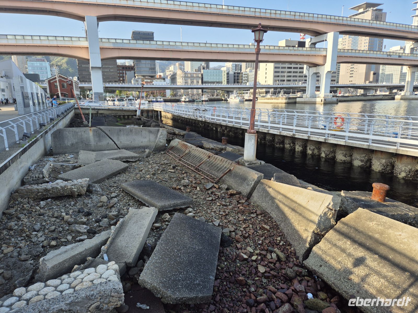 unterwegs in Kobe...Gedenken an das Beben von 1995 &ndash; &copy;  (Eberhardt TRAVEL)