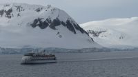 Fahrt durch die Wilhelmina Bay