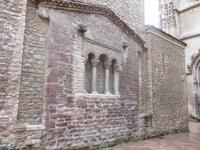 romanischer Rest an der Kathedrale von Oviedo