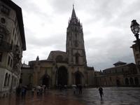 an der Kathedrale von Oviedo