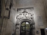 Eingangsportal zur Heiligen Kammer in der Kathedrale zu Oviedo