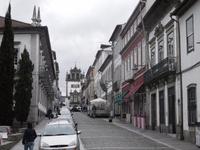 Straße zur Kathedrale in Braga, Portugal