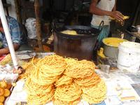 süßes Fettgebäck gibt es fast überall