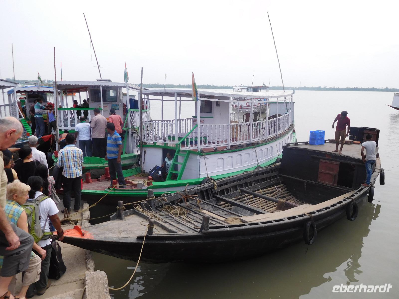 Gothkali Jetty - an Bord zu den Sundarbans