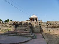 124. Hindu-Tempel im Dorf Abhaneri