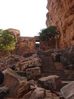 Aufstieg zu den höchsten Tempeln in Badami