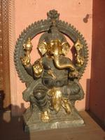 Ganesha vor der staatlichen Marmormanufaktur in Agra