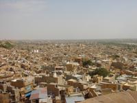 Blick auf die gelbgoldene Stadt Jaisalmer