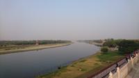 Blick vom Taj Mahal über den Yamuna River