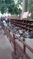 Schuhsammelstelle am Taj Mahal
