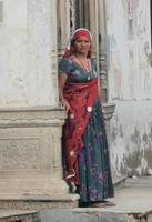 Bettlerin, die auf ein paar Rupien hofft