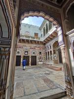 Man kann sich nicht sattsehen in solch einem Haus